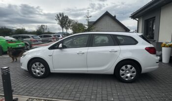 combi OPEL Astra 2011 full