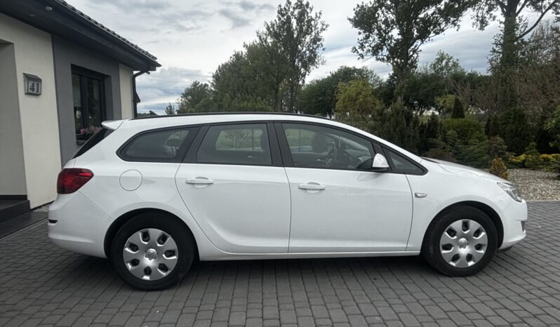 combi OPEL Astra 2011 full