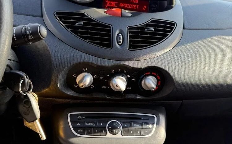 Renault Twingo 1.2 16V Dynamique LIFT full