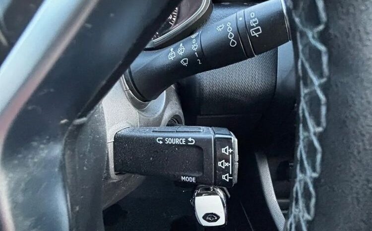 Renault Clio 1.0 TCe Zen full