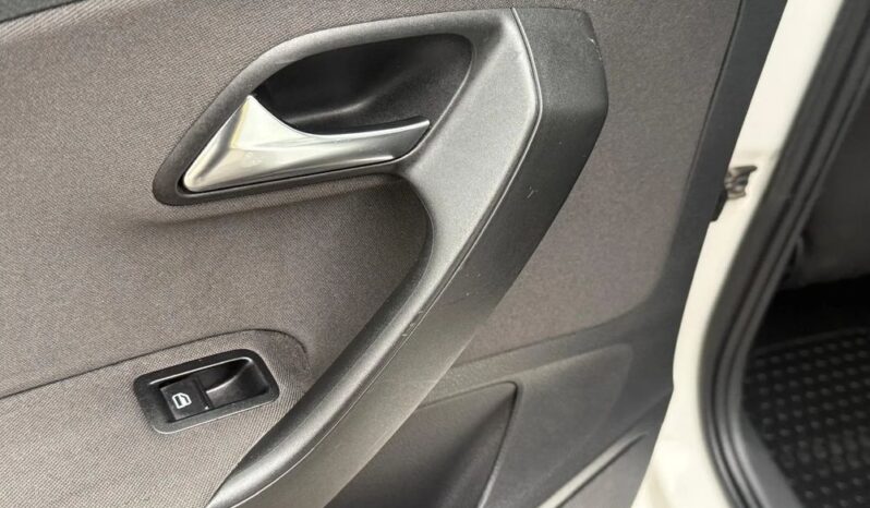 Volkswagen Polo 1.2 TSI Highline full