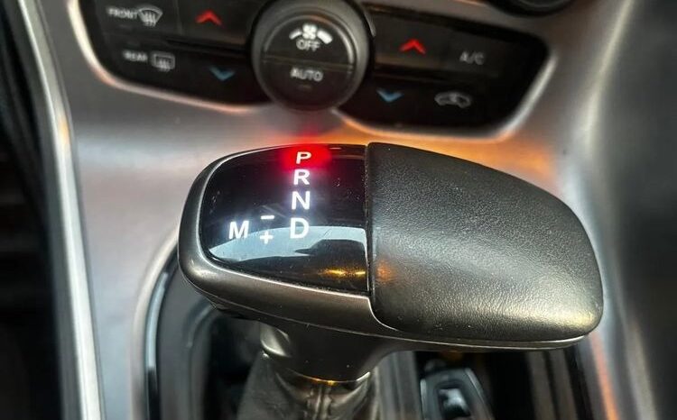 Dodge Challenger 3.6 SXT Plus full