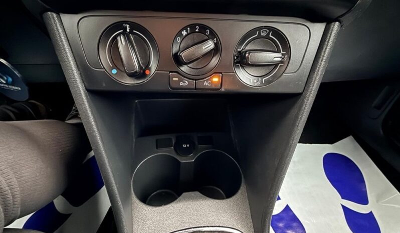 Volkswagen Polo 1.2 Team full