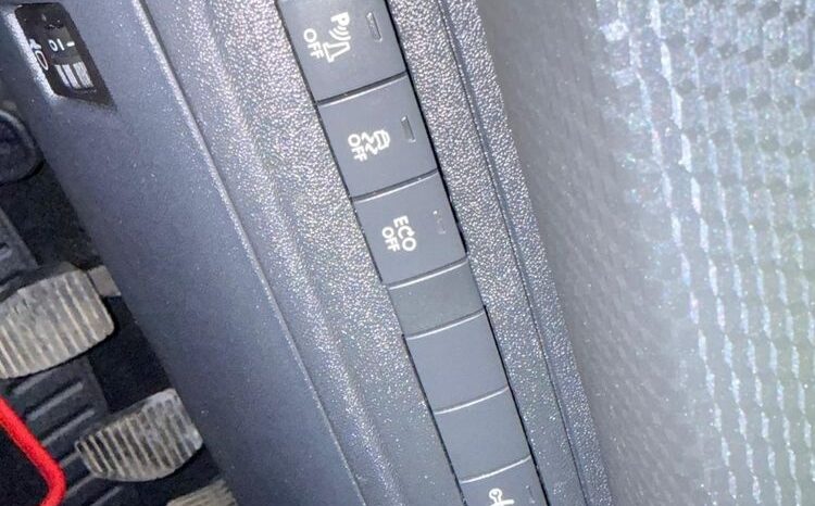 Peugeot 2008 e-HDi FAP 92 STOP & START Style full