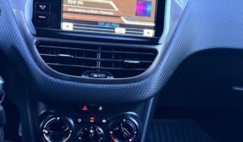 Peugeot 2008 e-HDi FAP 92 STOP & START Style full