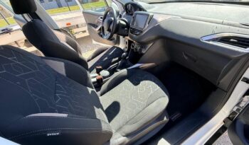 Peugeot 2008 1.2 VTi Allure full