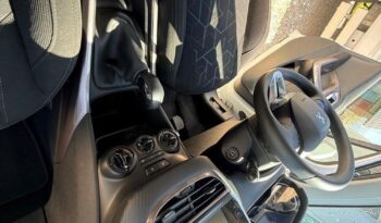Peugeot 2008 1.2 VTi Allure full