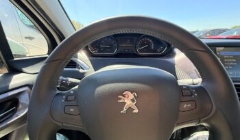 Peugeot 2008 1.2 VTi Allure full