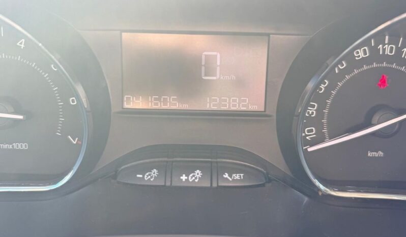 Peugeot 2008 1.2 VTi Allure full