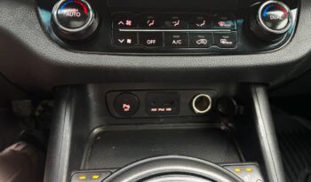 KIA SPORTAGE BUSINESS LINE 4X4 HAK PANORAMA SKÓRY NAVI PDC SERWIS full