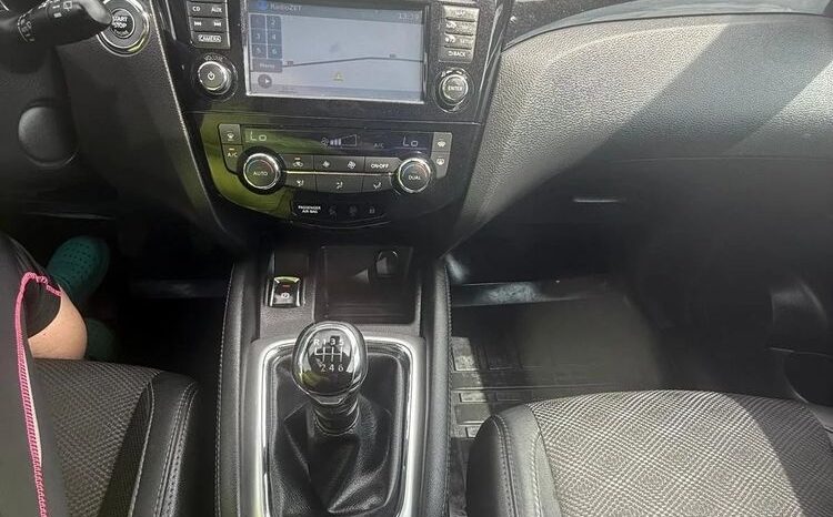 Nissan Qashqai 1.6 dCi DPF tekna full