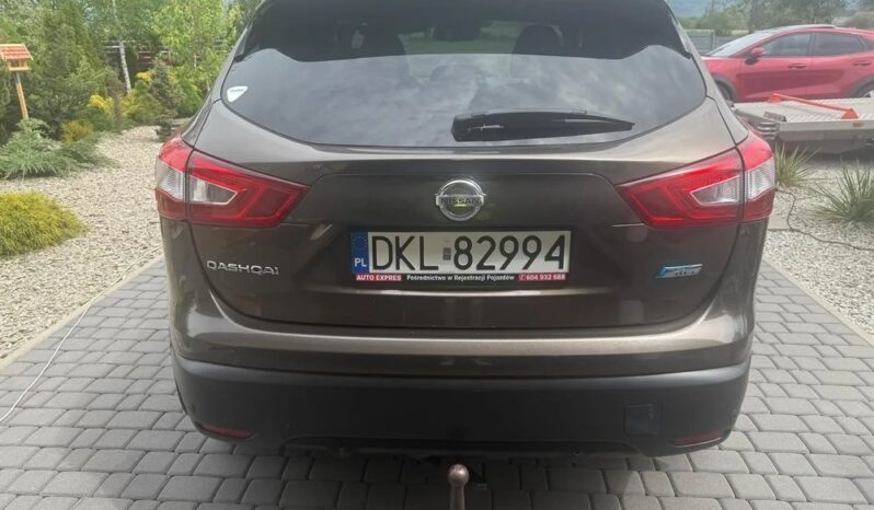 Nissan Qashqai 1.6 dCi DPF tekna full